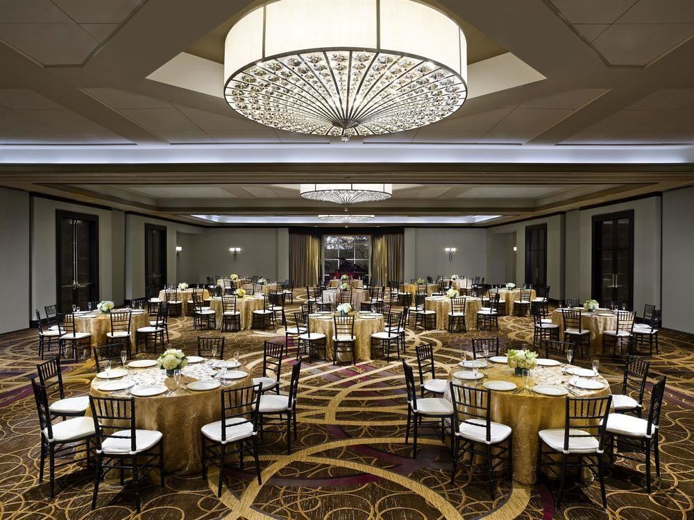 Sheraton Boston Needham Hotel Экстерьер фото