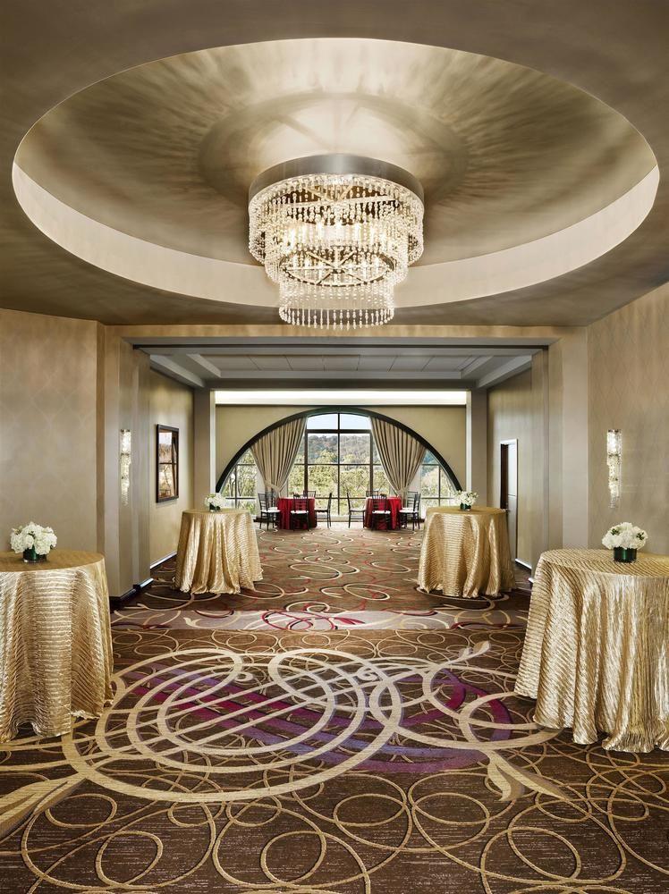 Sheraton Boston Needham Hotel Экстерьер фото