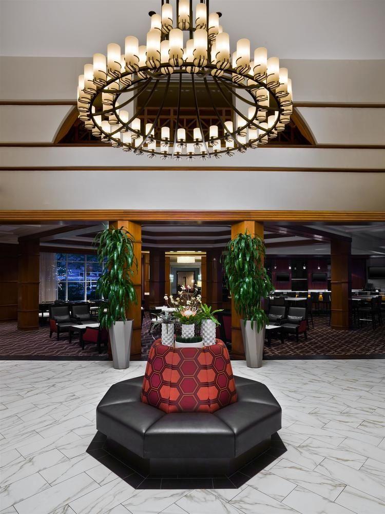Sheraton Boston Needham Hotel Экстерьер фото