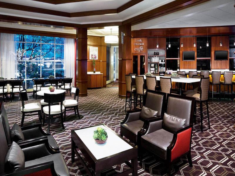 Sheraton Boston Needham Hotel Экстерьер фото