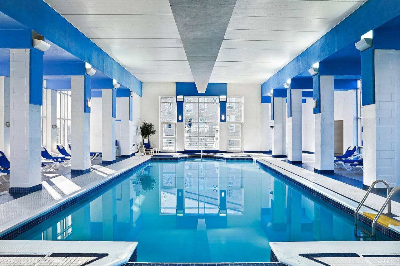 Sheraton Boston Needham Hotel Экстерьер фото